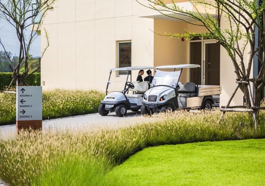Eastin Thana City Golf Resort Bangkok Samut Prakan Exterior photo